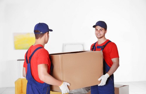 Herne Hill removal company assisting with packing, transport, and local relocation