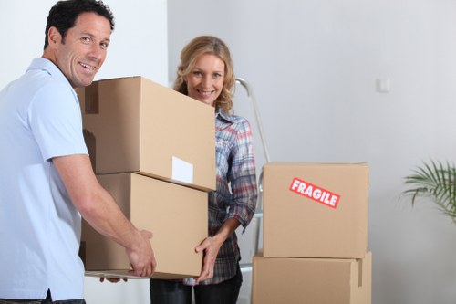Moving van service handling access challenges in Herne Hill